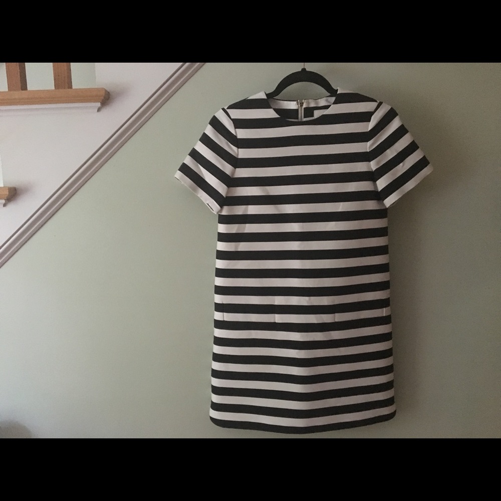 Black and White Kate Spade Shift Dress